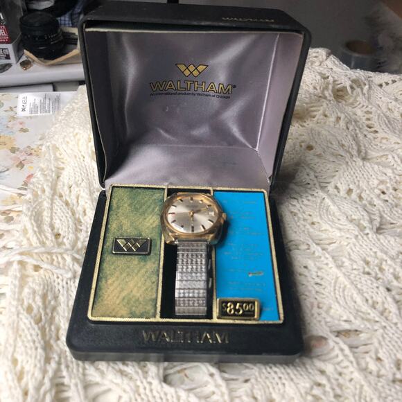 Vintage Mens Waltham Incabloc 17 Jewels Expansion Wrist Watch + Original Box - Picture 9 of 15